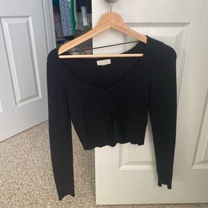 Black cropped sweater, size xs